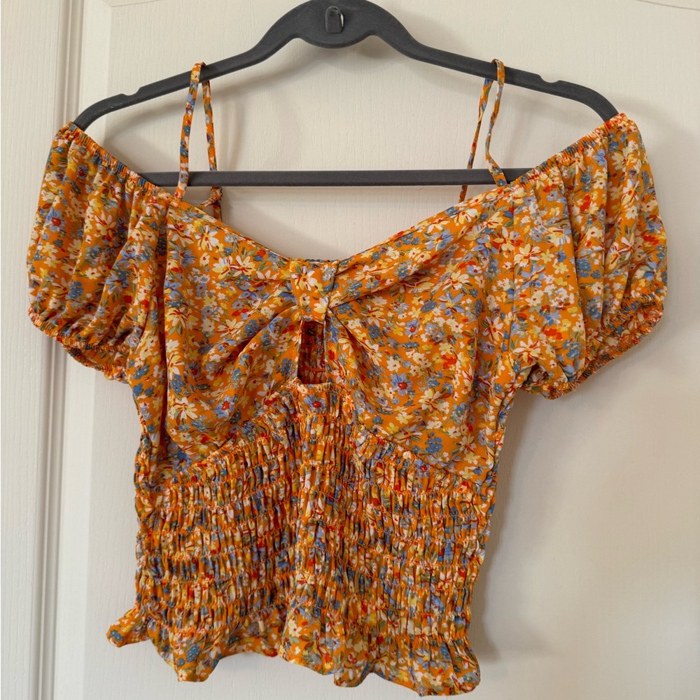 Women’s Sienna Sky cold shoulder crop top blouse, size small